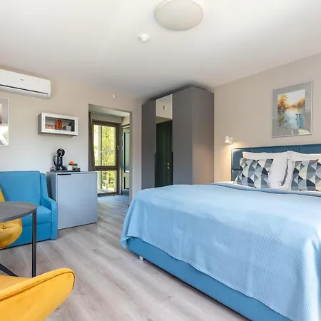 Orange Daire Palanga