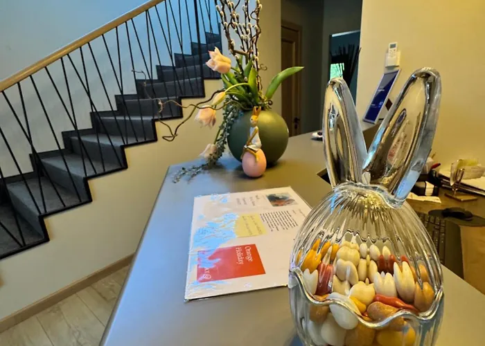 Orange Daire Palanga